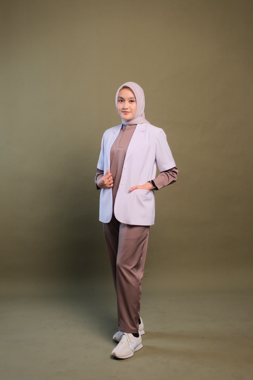 dr. Yasmindra Caroline Purdiatmaja, tutor Kognelia